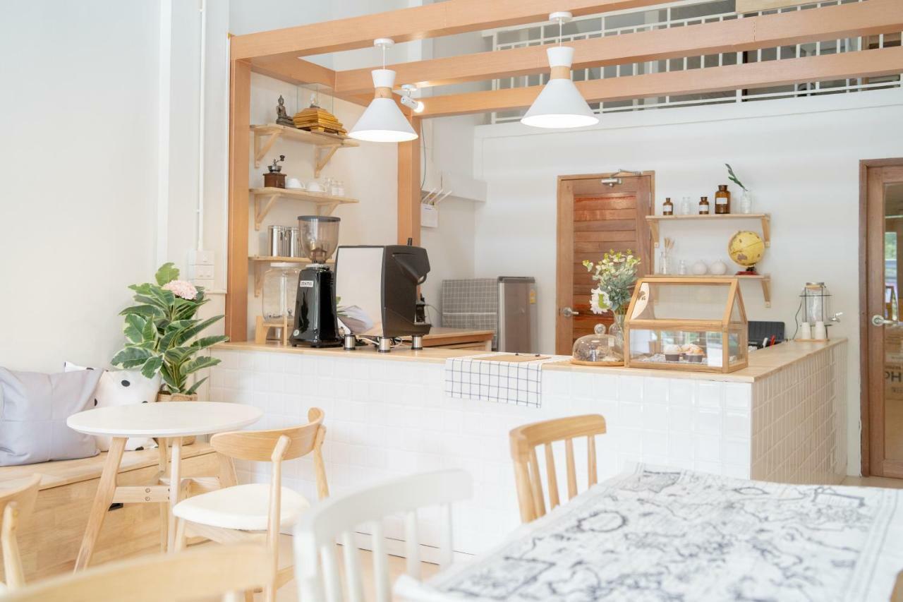 Viv Hometel&Cafe Chiang Mai Zewnętrze zdjęcie